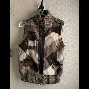 Plaid vest, size medium